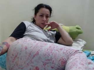 luna-steele Live Webcam on CamSoda