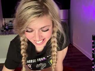 Laura Tate