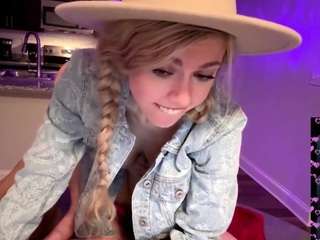 Laura Tate