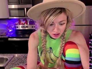 Laura Tate