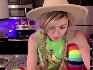 Laura Tate