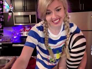 Laura Tate