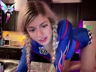 Laura Tate