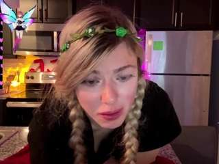 Laura Tate live cam preview