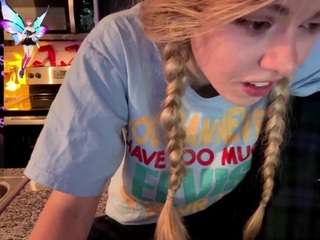 Laura Tate live cam preview
