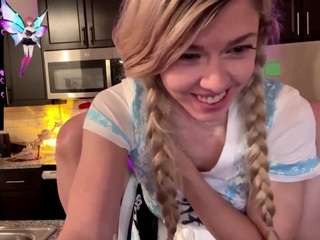 Laura Tate