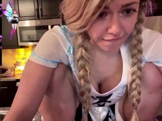 Laura Tate