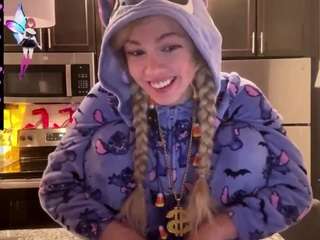 Laura Tate