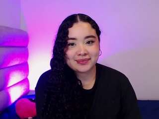 tiffany-giil Live Webcam on CamSoda