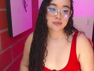 Tiffany-Giil's Live Sex Cam Show