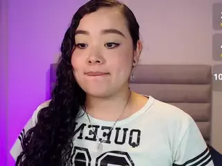 Tiffany-Giil's Live Sex Cam Show