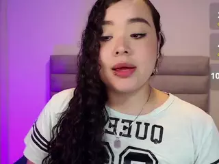 Tiffany-Giil's Live Sex Cam Show