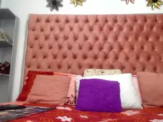 ANA-BULLOCK's Live Sex Cam Show