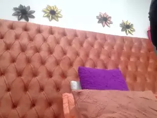 ANA-BULLOCK's Live Sex Cam Show