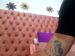 ANA-BULLOCK's Live Sex Cam Show