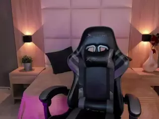bella1207's Live Sex Cam Show