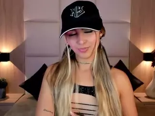 bella1207's Live Sex Cam Show