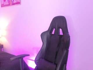 megan-miles02 Live Webcam on CamSoda