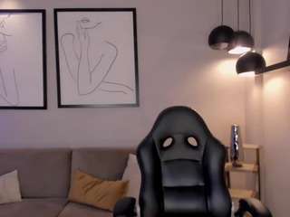 nicolesanz Live Webcam on CamSoda