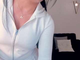 nicolesanz