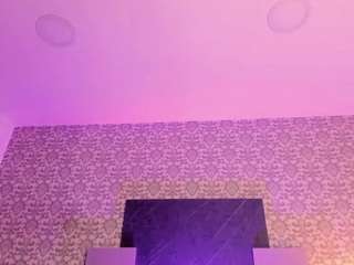 roxanneshelby Live Webcam on CamSoda