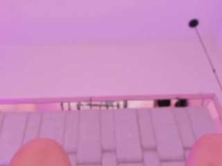 roxanneshelby Live Webcam on CamSoda