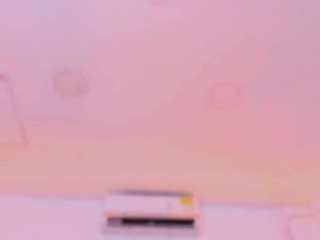 roxanneshelby live cam preview