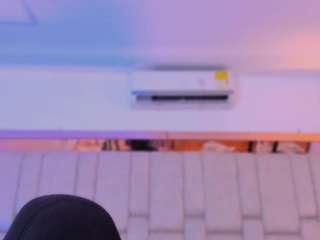 roxanneshelby live cam preview