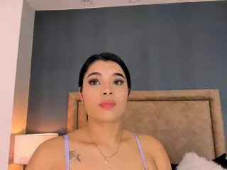 Roxanne's Live Sex Cam Show