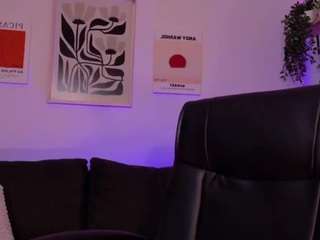 violettcastel's CamSoda show and profile