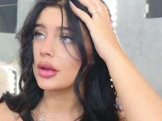 celiachan3l Live Webcam on CamSoda