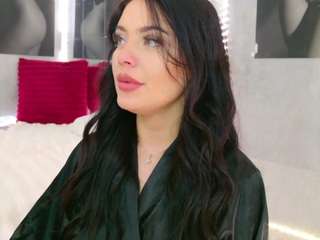 celiachan3l's CamSoda show and profile