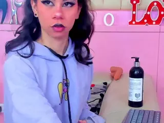 ChloeSorni's Live Sex Cam Show