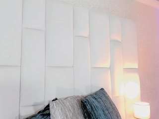 emmajonees webcam