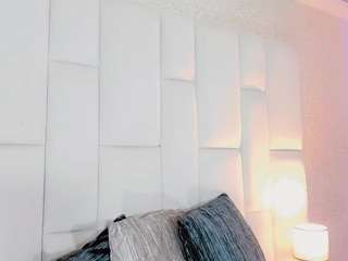 emmajonees webcam