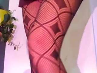 Live webcam model sam-cekot on Soda Cams