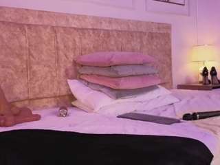 Anna Gabor Queen Anal