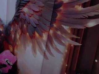 Cristinablue21 live cam on CamSoda