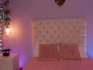 hanna-2modesty webcam