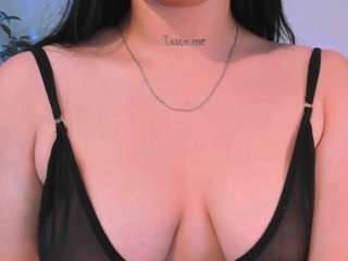 hanna-2modesty webcam model