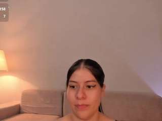 hanna-2modesty