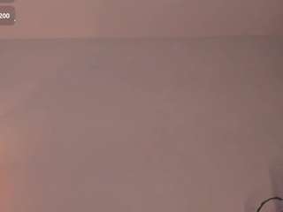 velvet-holly live webcam show