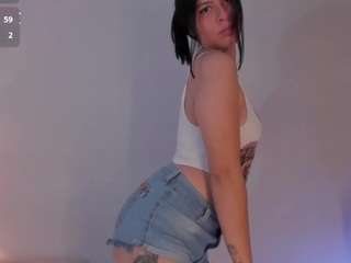 hanna-2modesty