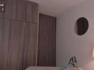 hanna-2modesty