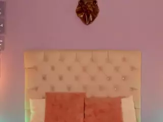 hanna-2's Live Sex Cam Show