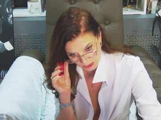  lucybelli chat room