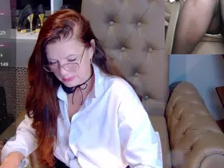 LucyBelli's Live Sex Cam Show