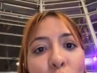Anastaxialynn live sex chat