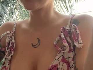 anastaxialynn Live Webcam on CamSoda
