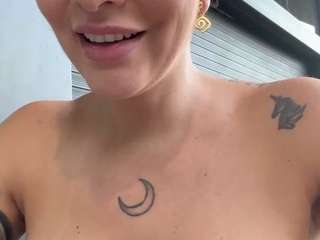 anastaxialynn Live Webcam on CamSoda